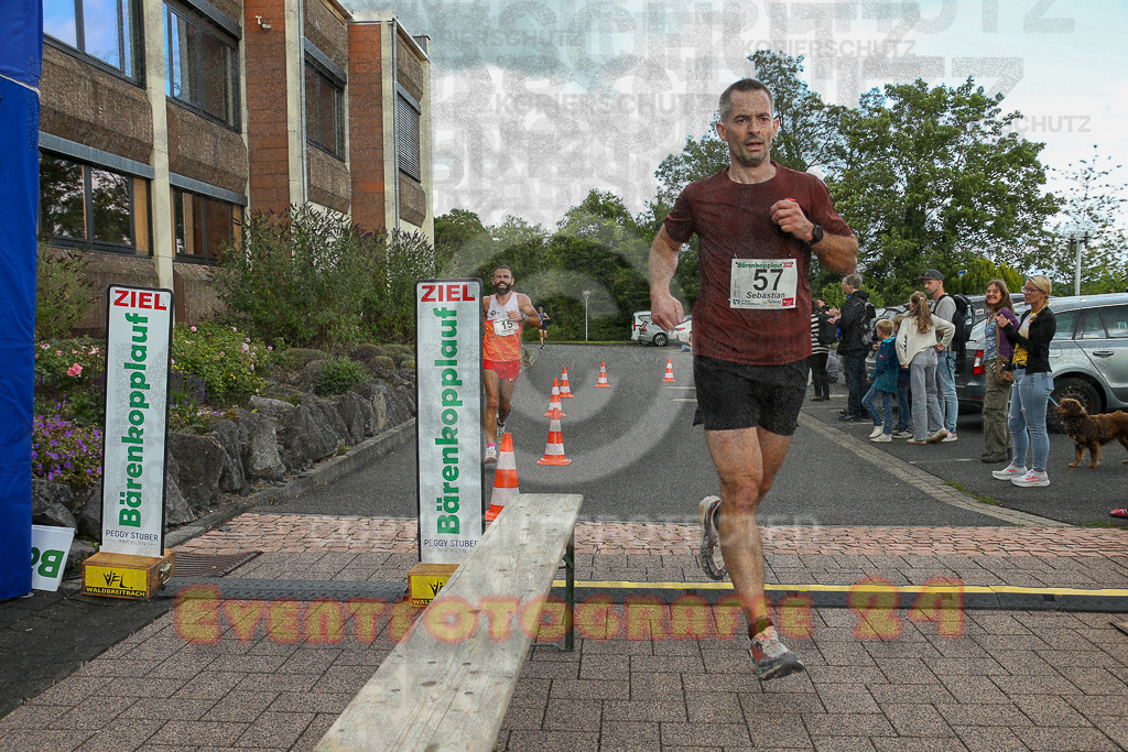 250801_1857_EX1_6774 | Sportfotografie im Rhein-Sieg Kreis, Köln, Bonn, NRW, Rheinland Pfalz, Hessen, etc. Unser Tätigkeitsfeld umfasst den Laufsport vom Volkslauf über den Marathon, Duathlon, Triathon bis zum Ultralauf wie Kölnpfad Ultra oder Schindertrail.