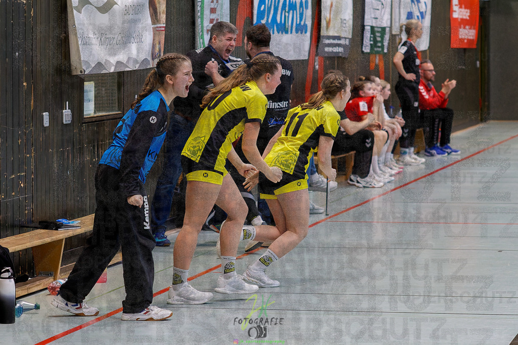 Hessenmeisterschaft wJC - Finale; HSG Kleenheim - HSG Weiterstadt/ Braunsh.Worf. | Hessenmeisterschaft wJC - Finale; HSG Kleenheim - HSG Weiterstadt/ Braunsh.Worf. am 22.03.2025 in Biedenkopf (Sporthalle Lahntalschule)Photo © 2025 - Jörg Heinrich - Realisiert mit Pictrs.com