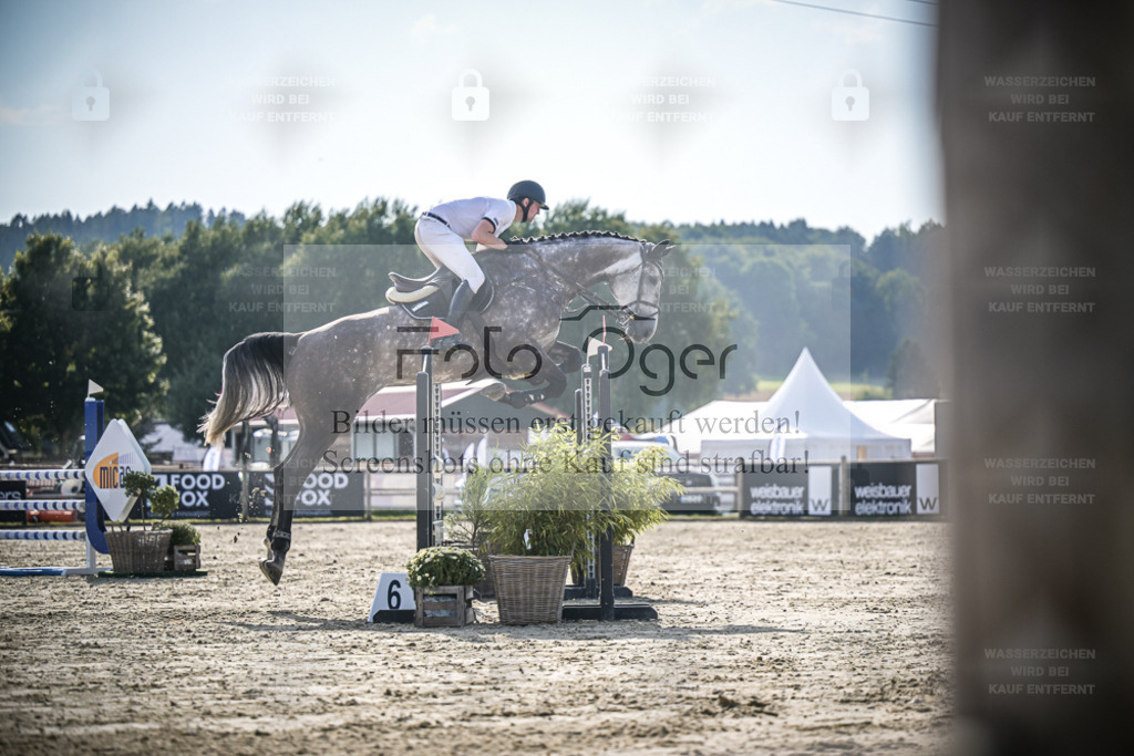 DOS_0354 | Entdecke hochwertige Reitturnierfotos von Foto Oger. Professionell, emotional und authentisch – jetzt Lieblingsmomente im Shop bestellen. - Realisiert mit Pictrs.com