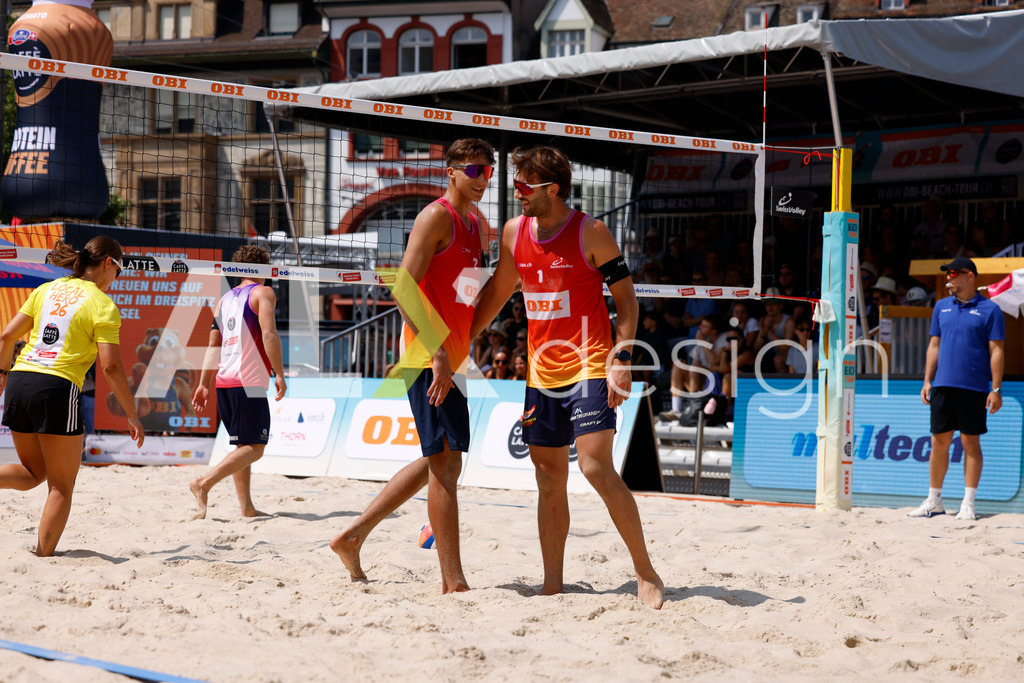 Obi BeachTour 2026 - Basel | BASEL, SWITZERLAND - JULY 19: LUC EMANUEL FLÜCKIGER (SUI) and LEO DILLIER (SUI) during the Obi BeachTour 2026 match between DILLIER / FLÜCKIGER (SUI) and HAGENBUCH / HAUSSENER (SUI) at Barfüsserplatz on July 19, 2026 in Basel, Switzerland. - Realisiert mit Pictrs.com