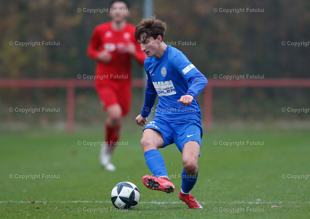 A_LUI_08112025_03 | SPORT FUSSBALL LT1 OOE LIGA ASKOE OEDT 1B-UNION ST.MARTIN/MUEHLKREIS 08.11.2025 IM BILD: DOMINIK LANZERSDORFER  (ST.MARTIN)FOTO:FOTLUI