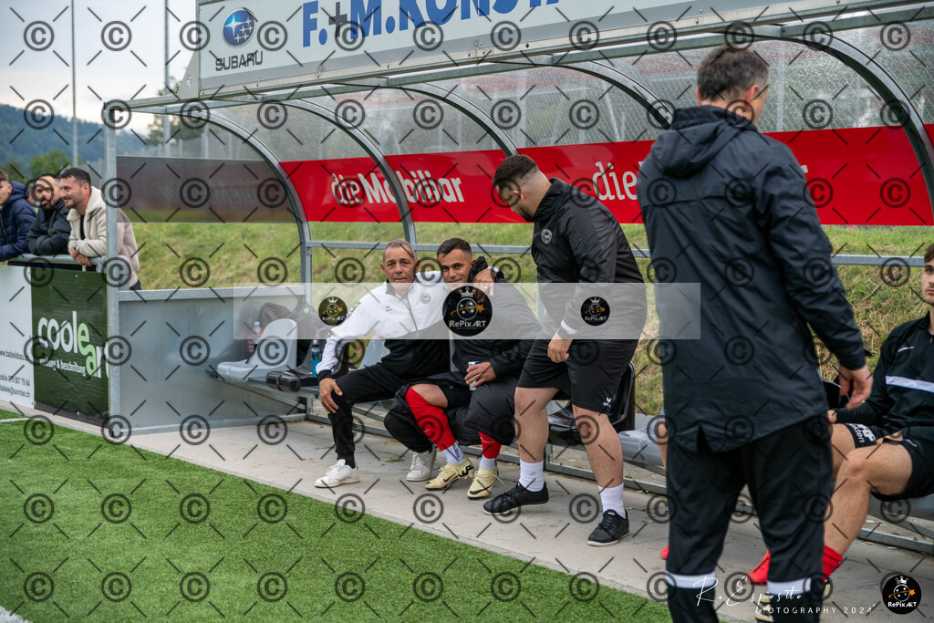 20240611_FC-Rothrist 1-Final_384 | Sport und Naturfotografie von Roberto Esposito zeigt echte Momente Bewegung und die Schönheit der Natur. Ausdrucksstarke Bilder schaffen Emotionen.