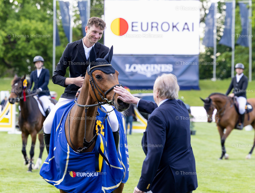 TH_144 Call me Pretty_ Simon HEINEKE_37445 | Deutsches Spring- und Dressur-Derby 2026 am 13.05.26 in Hamburg, 144 Call me Pretty, Simon HEINEKE