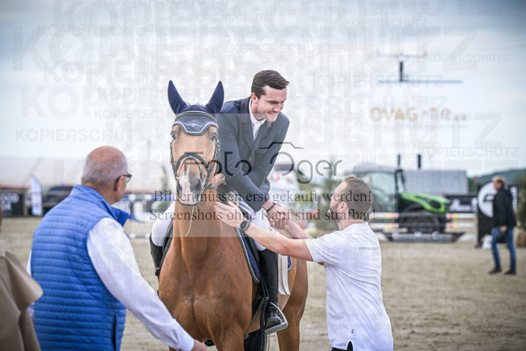 DOS_0099 | Entdecke hochwertige Reitturnierfotos von Foto Oger. Professionell, emotional und authentisch – jetzt Lieblingsmomente im Shop bestellen.Deutschlandweite Turnierfotografie. - Realisiert mit Pictrs.com