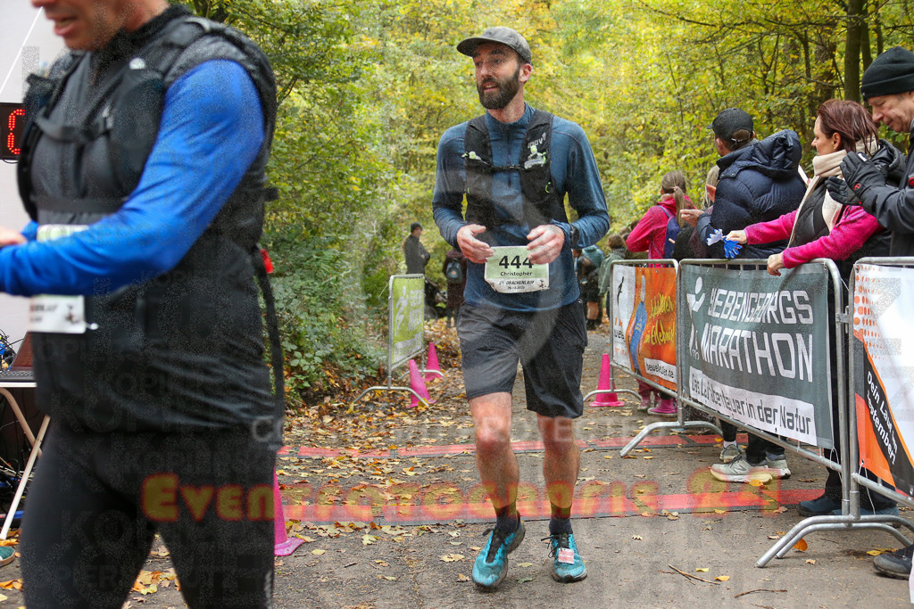 251026_1300_EX1_2193 | Sportfotografie im Rhein-Sieg Kreis, Köln, Bonn, NRW, Rheinland Pfalz, Hessen, etc. Unser Tätigkeitsfeld umfasst den Laufsport vom Volkslauf über den Marathon, Duathlon, Triathon bis zum Ultralauf wie Kölnpfad Ultra oder Schindertrail.