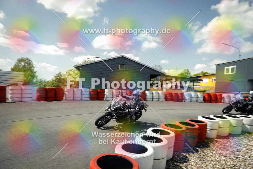 OBK_Mai_Volker_Adam-10909 | Hier findet Ihr Bilder von Touristenfahrten auf der Nürburgring Nordschleife oder von anderen Veranstaltungen die ich besucht habe. Viel Spass beim Durch Schauen 