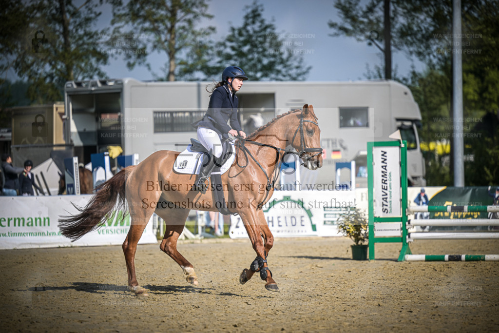 DOS_4946 | Entdecke hochwertige Reitturnierfotos von Foto Oger. Professionell, emotional und authentisch – jetzt Lieblingsmomente im Shop bestellen. - Realisiert mit Pictrs.com