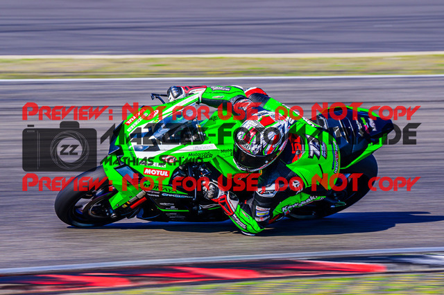 MaZZes_FotoMatrix_240901_6021986_1469 | STK