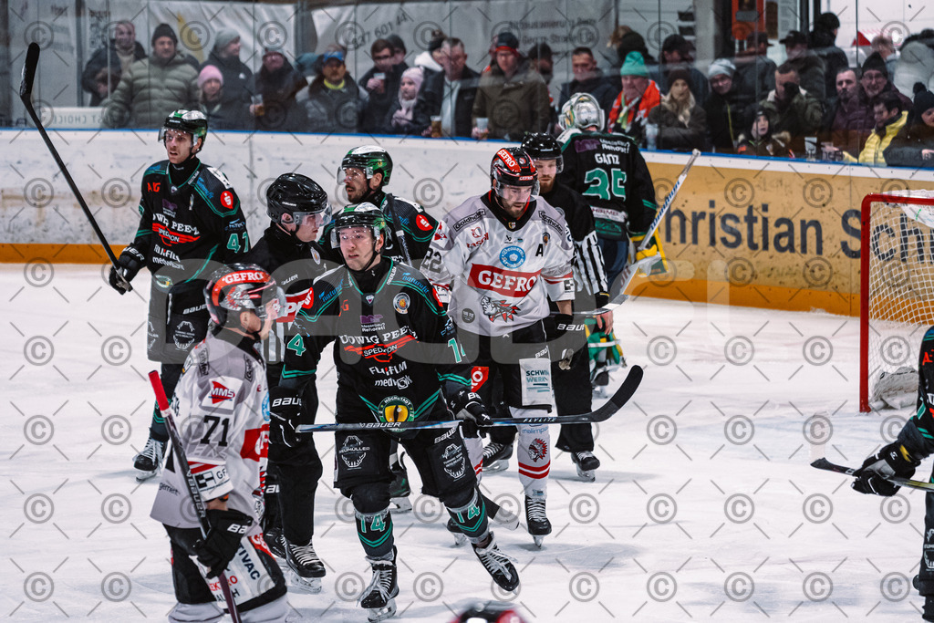 Alligators_vs_Memmingen_05_12_2025-130 | Höchstadt Alligators Fotogalerie: Eishockey-Action aus Franken. Professionelle Spielfotos, Portraits & Stadionbilder zum Download. Jetzt entdecken! - Realized with Pictrs.com