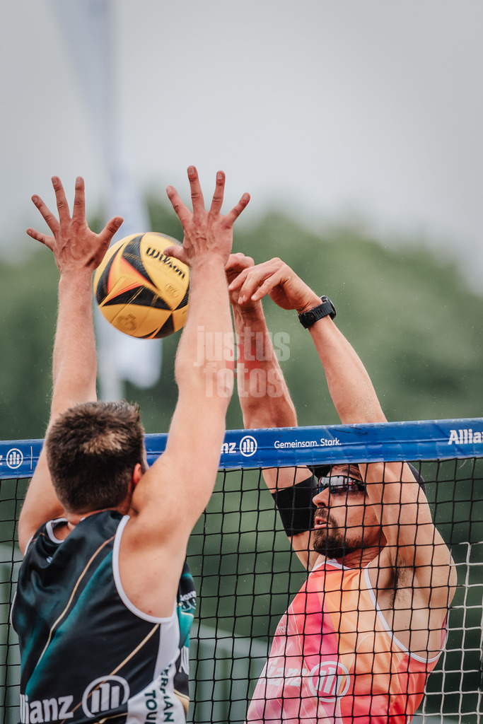 Beachvolleyball | Männer | Allianz German Beach Tour 2025 | Tourstop Hamburg | 29.05.2025 | v.l. Jonas Kaminski und Jonathan Erdmann