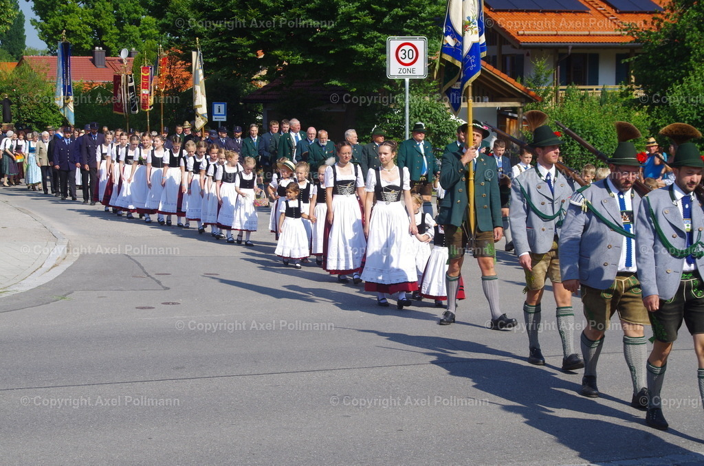IMGP3158 | fotografiert von Axel PollmannLeonhardi Wallfahrt Benediktbeuern und Murnau, Fronleichnam, Fasching, Landschaft im Loisachtal und Benediktbeuern  - Realisiert mit Pictrs.com