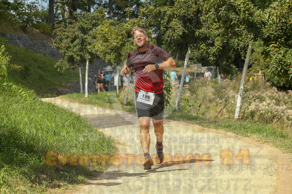 250824_1308_EX1_1510 | Sportfotografie im Rhein-Sieg Kreis, Köln, Bonn, NRW, Rheinland Pfalz, Hessen, etc. Unser Tätigkeitsfeld umfasst den Laufsport vom Volkslauf über den Marathon, Duathlon, Triathon bis zum Ultralauf wie Kölnpfad Ultra oder Schindertrail.