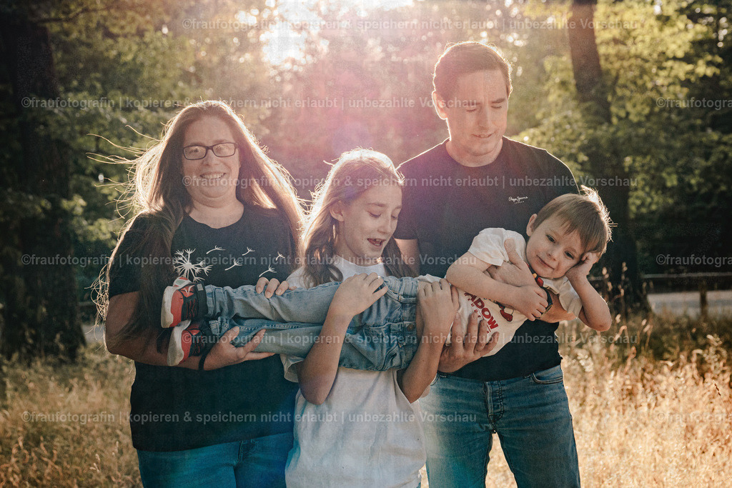 Fraufotografin_O3A2370 | Isabelle Schiminski ist ein Kitafotograf für Wiesbaden, Rheingau, Kiedrich, Untertaunus, Bad Schwalbach, Taunusstein und Mainz