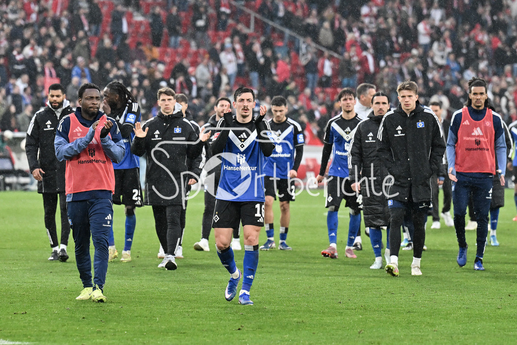 VfB Stuttgart - Hamburger SV | STUTTGART, GERMANY - 12. APRIL: the HSV Team thanks the fans who travelled with them after the Bundesliga Match between VfB Stuttgart vs. Hamburger SV on Matchday 29 at MHP Arena / DFL REGULATIONS PROHIBIT ANY USE OF PHOTOGRAPHS AS IMAGE SEQUENCES AND/OR QUASI-VIDEO