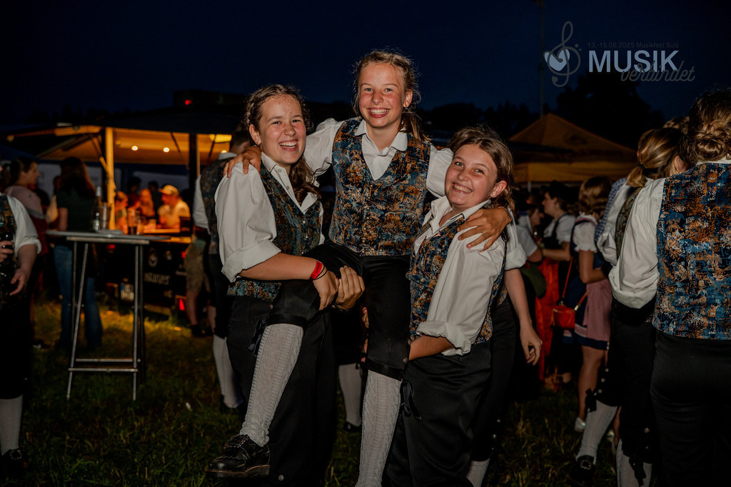 DSC_5205 | "Fussifoto.com – Ihr Ansprechpartner für hochwertige Fotografie! Entdecken Sie kreative Bilder und professionelle Dienstleistungen. Kontaktieren Sie uns für Ihre Projekte!"