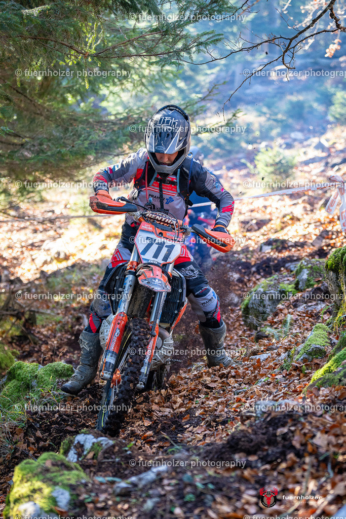 fuernholzer_241026-C2-26 | Fotografische Impressionen von der Red Stag Enduro Extreme by fuernholzer-photography.com. Endurosport in Österreich fotografisch festgehalten von fuernholzer. Auftragsfotografie für Private, Gewerbefotos und Industriefotografie. Eventfotografie, Sportfotografie und Motorsportfotografie. Anbieter von Fotoworkshops, Fototraining, fotografischen Vorträgen und Fotoseminaren.