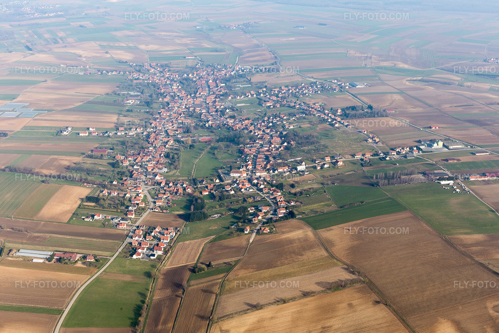Aerial view: View of the town in Seebach in the state Bas-Rhin, France.Photo: IMG_105376.jpg taken on 03/25/2018 by Werner Riehm/FLY-FOTO.comResolution of the original: 5472 x 3648 px