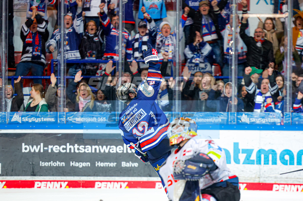 Iserlohn Roosters - Fischtown Pinguins Bremerhaven | 
DEL: Iserlohn Roosters - Fischtown Pinguins Bremerhaven - Realisiert mit Pictrs.com