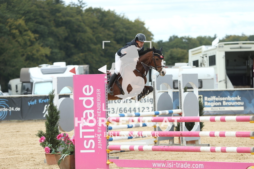 DL2Q6466 | Willkommen bei Brunnmayr - Design & Fotografie – Ihrem Spezialisten für Reitturniere und Pferdeveranstaltungen in Oberösterreich, Salzburg und Bayern! Seit über 17 Jahren sind wir leidenschaftlich dabei.