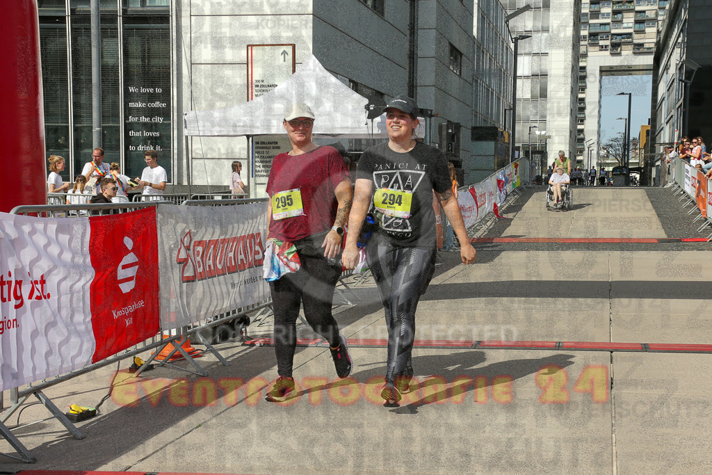 250920_1358_EX1_7168 | Sportfotografie im Rhein-Sieg Kreis, Köln, Bonn, NRW, Rheinland Pfalz, Hessen, etc. Unser Tätigkeitsfeld umfasst den Laufsport vom Volkslauf über den Marathon, Duathlon, Triathon bis zum Ultralauf wie Kölnpfad Ultra oder Schindertrail.