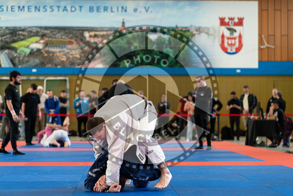 20250510PBB0914 | Athletes compete during the JJLG Berlin Open Jiu-Jitsu Championship on May 10, 2025 in Berlin, Germany. © Chiara Dazi / photoblackbelt