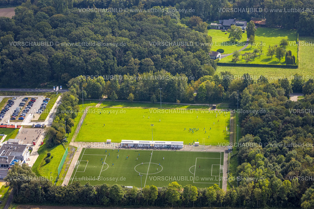 Hamm230900686 | Luftbild, Neubau Sportplatz mit Tribünen sowie Vereinsgebäude mit Sport-Kindertagesstätte, An der Lohschule, Rhynern, Hamm, Ruhrgebiet, Nordrhein-Westfalen, Deutschland