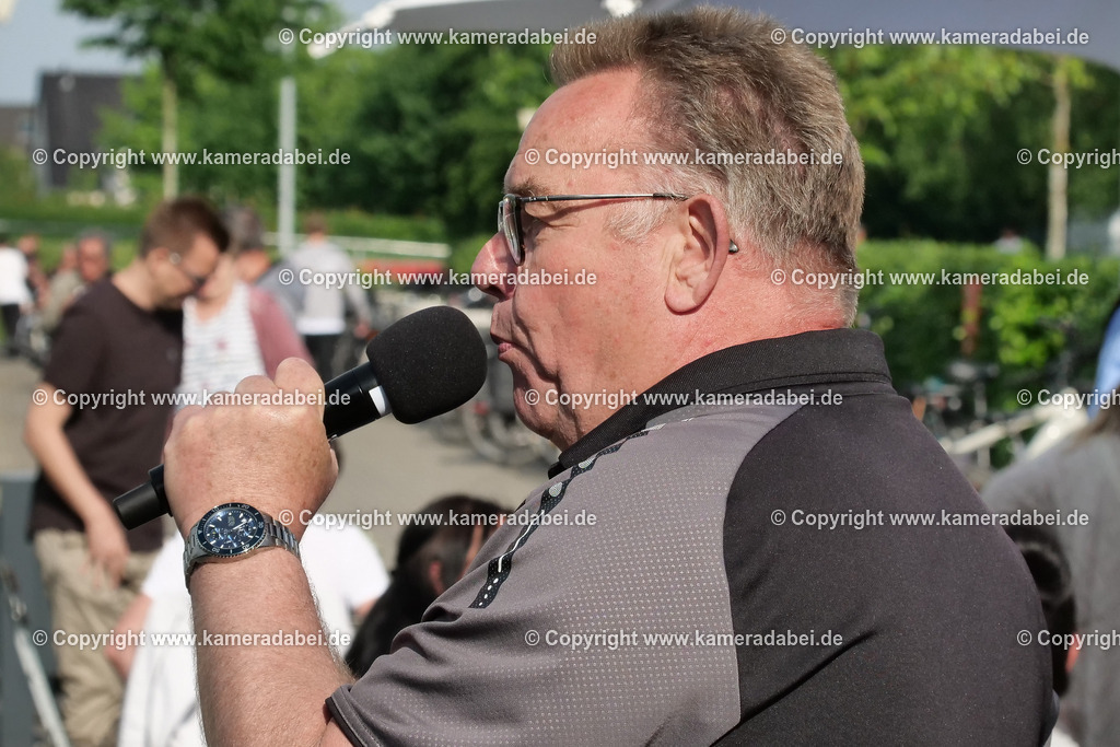 Fußball : Bezirksliga : SV 08/29 Friedrichsfeld - Borusia Veen am 10.05.2026 in Voerde Friedrichsfeld | Fußball : Bezirksliga : SV 08/29 Friedrichsfeld - Borusia Veen am 10.05.2026 in Voerde Friedrichsfeld - Realisiert mit Pictrs.com