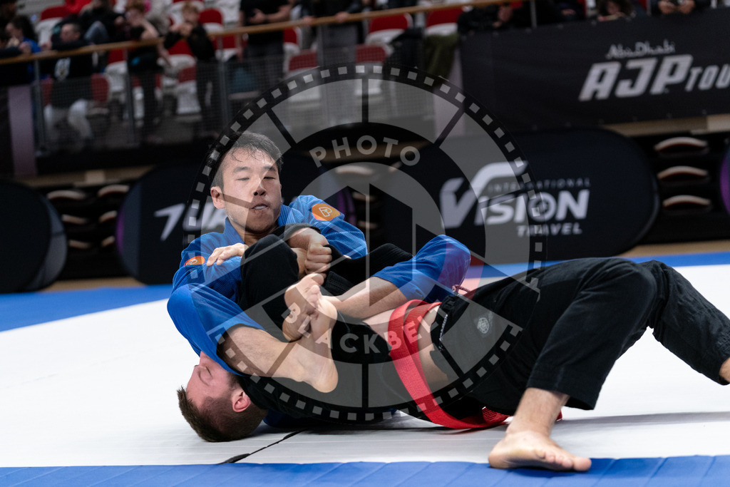 20241012PBB2420 | Athletes compete during the AJP Tour Europe Continental Jiu-Jitsu Professional Championship on October 12, 2024 in Almere near Amsterdam, Netherlands. © Chiara Dazi / photoblackbelt