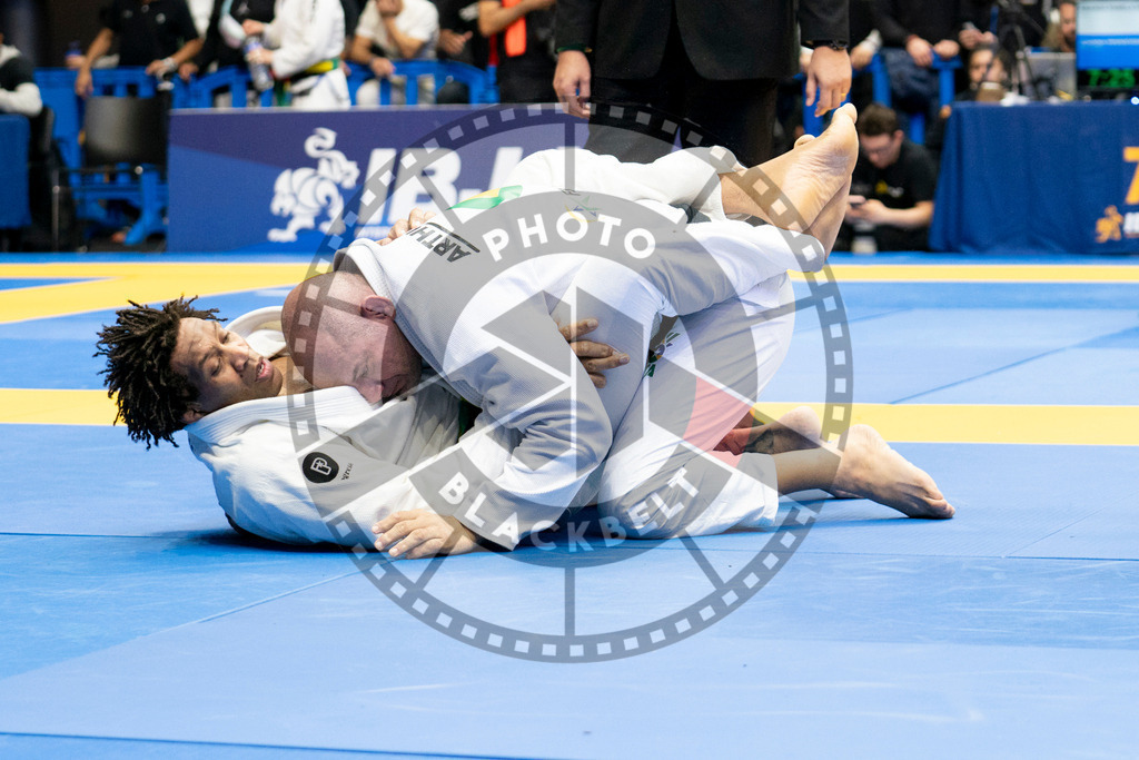 20240124PBB04655 | Fighters compete during the second day of the IBJJF European Championship in Paris, France, on January 24, 2024.