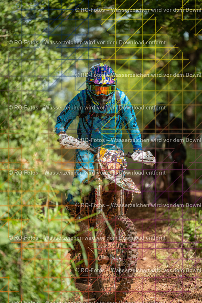 Wolfshausen 4 Lauf -1624 | Sportfotografie von RO-Fotos: Motorsport, Motocross, Enduro, Laufveranstaltungen und Triathlon. Professionelle Fotos von Sportlern und Events. - Realisiert mit Pictrs.com