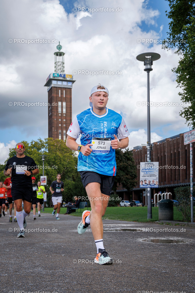 Brückenlauf Halbmarathon des ASV Köln; Köln, 14.09.25 | Impressionen vom Brückenlauf Halbmarathon des ASV Köln am 14.09.25 in Köln (Deutschland). Foto: BEAUTIFUL SPORTS/Bernd Hoffmann