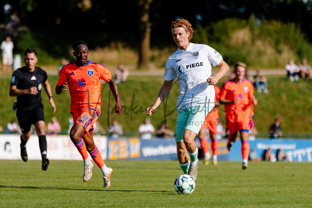 Testspiel, Saison 2026/27: SC Preußen Münster - Kickers Emden | Billerbeck, 10.07.2026: Testspiel, SC Preußen Münster gegen Kickers Emden auf der Anlage des DJK Billerbeck in Billerbeck. Foto: sportfotografie.ms | Markus Paletta - Realisiert mit Pictrs.com
