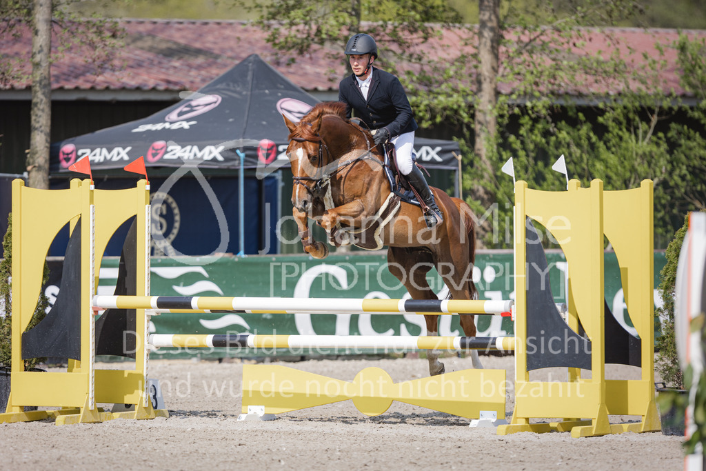 220426_Mühlen_SprPfA2-227 | Late Entry Mühlen
26.04.2022
02 Springpferde-A** 4-6j