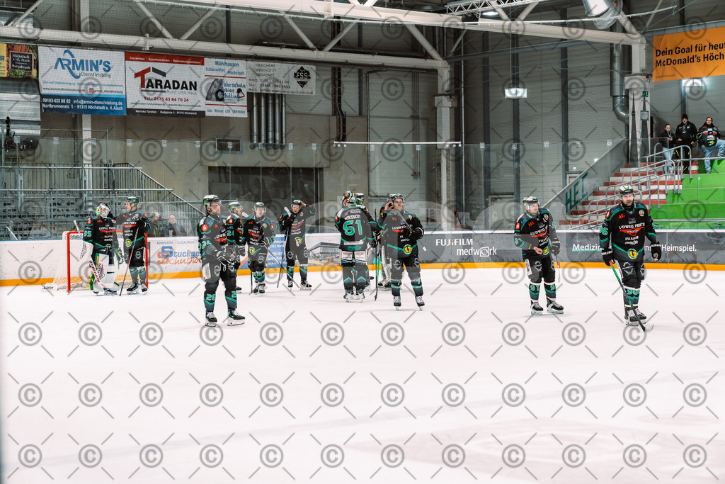 Alligators_vs_Peiting_25_11_2025-79 | Höchstadt Alligators Fotogalerie: Eishockey-Action aus Franken. Professionelle Spielfotos, Portraits & Stadionbilder zum Download. Jetzt entdecken! - Realisiert mit Pictrs.com