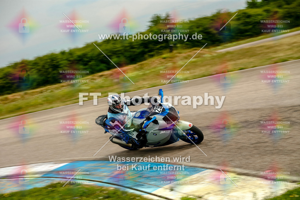 Chambley Juli-1364 | Hier findet Ihr Bilder von Touristenfahrten auf der Nürburgring Nordschleife oder von anderen Veranstaltungen die ich besucht habe. Viel Spass beim Durch Schauen 