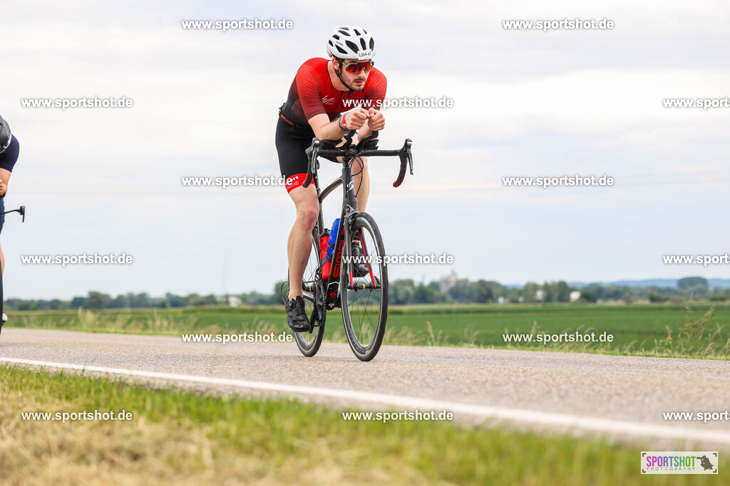 BR8A6519 | Stadttriathlon Erding 2025. #yourpictrs #sportshot_your_pictrs @Sportshotphotography #stadttriathlonerding Copyright: www.sportshot.de
