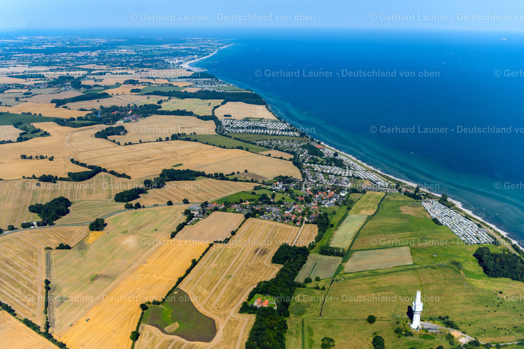 4038063 | Ostseeküste bei  RETTIN 07.08.2020 Ortsansicht an der Meeres- Küste der Ostsee in Rettin im Bundesland Schleswig-Holstein. // Townscape on the seacoast of Baltic Sea in Rettin in the state Schleswig-Holstein. Foto: Gerhard Launer