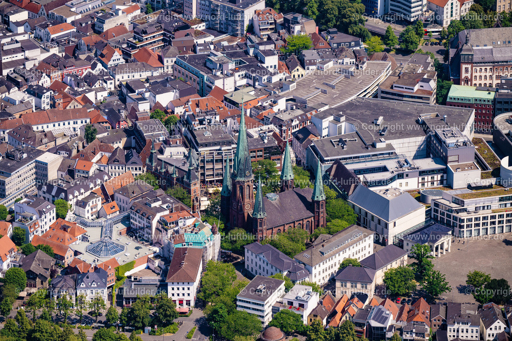 Oldenburg_Altstadt_ELS_0865050623 | OLDENBURG 05.06.2023 Kirchengebäude St. Lamberti in Oldenburg im Bundesland Niedersachsen, Deutschland. // Church building St. Lamberti in Oldenburg in the state Lower Saxony, Germany. Foto: Martin Elsen