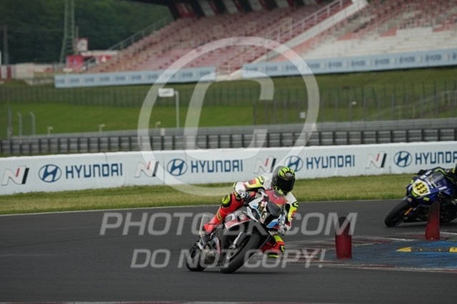 2024_05_25_PBK_26695 | Sportfotografie; SlowMotion; Video; Rennstrecke; Hafeneger; Speer; Racing; RSE; BMW; CBO; Trackday; Motorsportarena; Hockenheimring; Brno; Most; Barcelona; Valencia