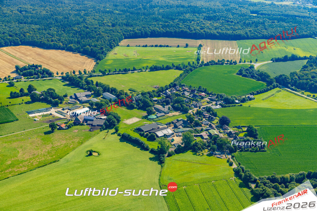 Schöne Luftaufnahme als Geschenk in Holtdorf Bargstedt - Die Luftbildaufnahme wurde 2025 vom UL-Flugzeug heraus erstellt ( keine Drohne ) - Hochauflösende Luftaufnahme -Nicht vergleichbar mit Google Maps oder Satelittenbilder- Die Geschenkidee !Mit Lizenz und Bildrechte bestellbar