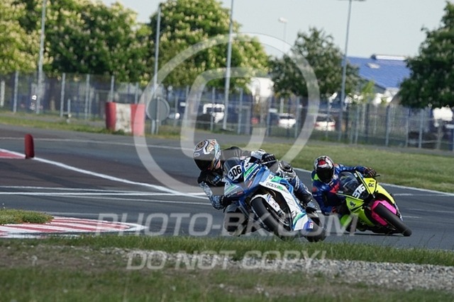 2025_05_12_PBK_16971 | Sportfotografie; SlowMotion; Video; Rennstrecke; Hafeneger; Speer; Racing; RSE; BMW; CBO; Trackday; Motorsportarena; Hockenheimring; Brno; Most; Barcelona; Valencia