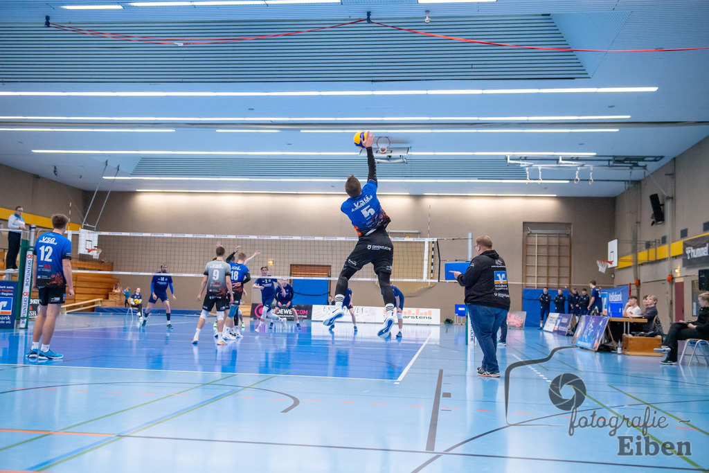 VSG Ammerland-VSG Lüneburg 2 | Volleyball Regionalliga; VSG Ammerland-VSG Lüneburg 2 am 04.02.2024; in Westerstede (Sporthalle Norderstraße), Photo: Philip Eiben 2024 - Realisiert mit Pictrs.com