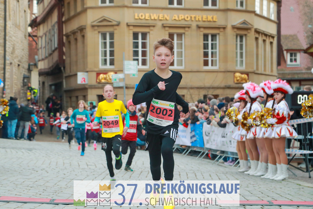 AOK JuniorCup 400m | 3Koenigslauf 2023 - Realisiert mit Pictrs.com