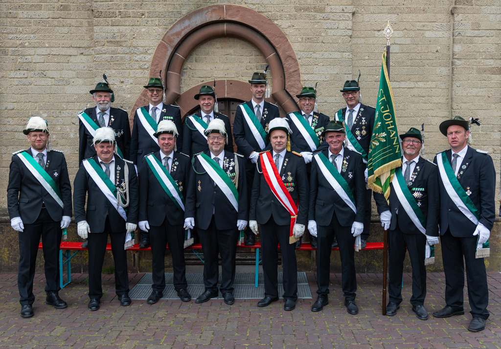 top-top.de-250705-125 | Foto, Video, Fotografie, Videografie, Fotobox, DJ, Discjockey, Musik, Musikbox, Veranstaltung, Photobooth, Amazon, Ebay, Buchtipp, Bestseller, Autor, Verlag, Buch, Wesel, Hamminkeln, NRW, Dinslaken, Rees, Drohne, Hochzeit, Party, Fotobox, Wesel, Fotograf