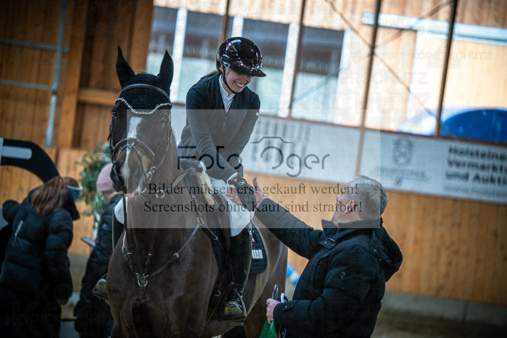 DOS_0008 | Entdecke hochwertige Reitturnierfotos von Foto Oger. Professionell, emotional und authentisch – jetzt Lieblingsmomente im Shop bestellen.Deutschlandweite Turnierfotografie. - Realisiert mit Pictrs.com