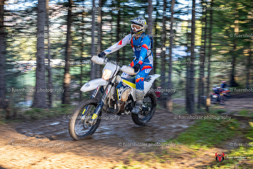 fuernholzer_251026-C1-67 | Fotografische Impressionen von der Red Stag Enduro Extreme by fuernholzer-photography.com. Endurosport in Österreich fotografisch festgehalten von fuernholzer. Auftragsfotografie für Private, Gewerbefotos und Industriefotografie. Eventfotografie, Sportfotografie und Motorsportfotografie. Anbieter von Fotoworkshops, Fototraining, fotografischen Vorträgen und Fotoseminaren.
