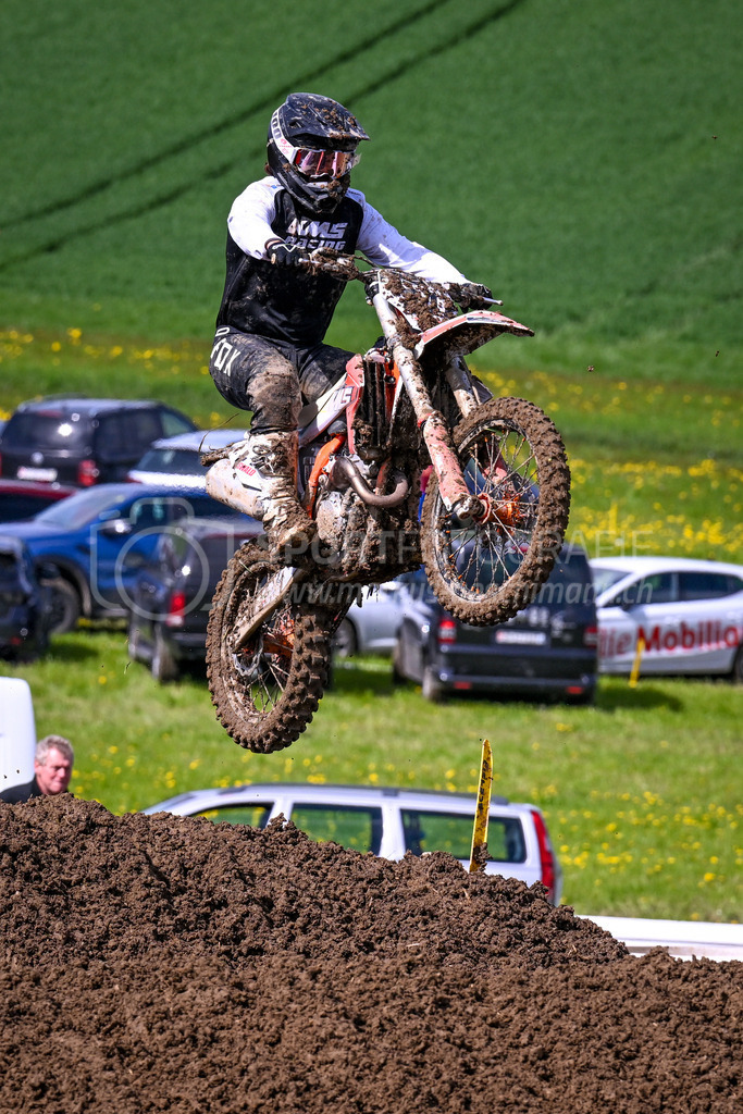 Motocross Schlatt bei Winterthur - 29. April 2023 | Fahrer in der Kategorie MX2 am Motocross Schlatt bei Winterthur, 29. April 2023.
Instagram: @mx_schlatt | @mc_wila | @sam_schweiz
Bild: Sportfotografie Markus Aeschimann | www.markus-aeschimann.ch - Realisiert mit Pictrs.com