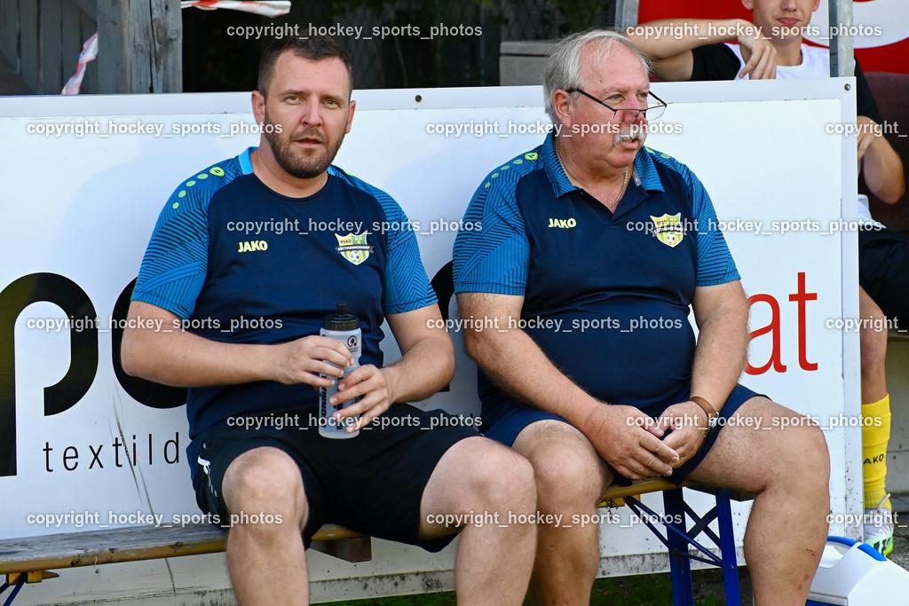 ATUS Ferlach vs. ASKÖ Köttmannsdorf 2.9.2023 | Teambetreuer ASKÖ Köttmannsdorf Franz Kowatsch, Assistentcoach ASKÖ Köttmannsdorf Martin Oblak