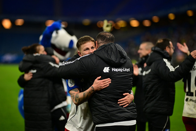 Fußball I Frauen I Saison 2025-2026 I DFB-Pokal I Achtelfinale I Hamburger SV - Bayer 04 Leverkusen I 18095 | Der Sportfotograf. - Realisiert mit Pictrs.com