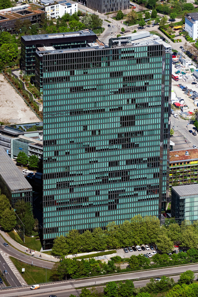 dr__0063764.jpg | MüNCHEN 29.04.2025 Hochhaus- Gebäudekomplex " HighLight Towers " an der Mies-van-der-Rohe-Straße - Walter-Gropius-Straße im Ortsteil Schwabing-Freimann in München im Bundesland Bayern, Deutschland. Weiterführende Informationen bei: Aareal Bank AG,  Colliers International Deutschland Holding GmbH,  Commerz Real AG,  Design Offices München Highlight Towers,  Deutsche FOAMGLAS GmbH,  JAHN ARCHITECTURE, Inc.,  KanAm International GmbH,  STRABAG AG. // High-rise building complex " HighLight Towers " on corner Mies-van-der-Rohe- und Walter-Gropius-Strasse in the district Schwabing-Freimann in Munich in the state Bavaria, Germany. Further information at: Aareal Bank AG,  Colliers International Deutschland Holding GmbH,  Commerz Real AG,  Design Offices Muenchen Highlight Towers,  Deutsche FOAMGLAS GmbH,  JAHN ARCHITECTURE, Inc.,  KanAm International GmbH,  STRABAG AG. Foto: Daniel Reiter